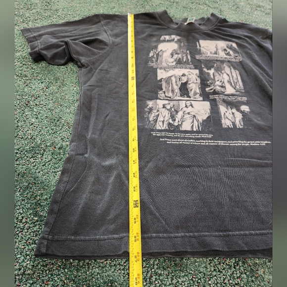 Jesus Heals All Tee - Picture 9 of 12